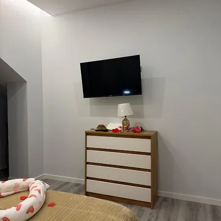 Feeling House